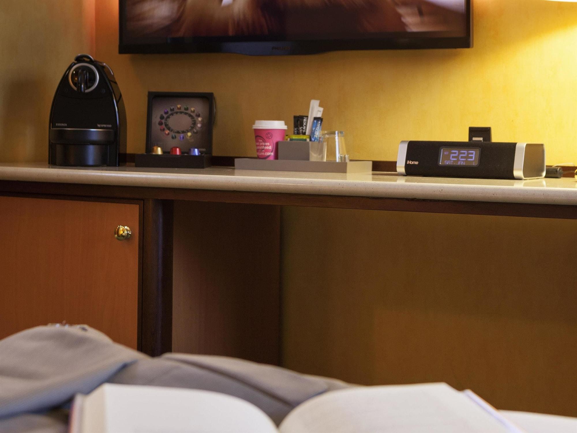 Mercure Versailles Paris Ouest Exteriör bild