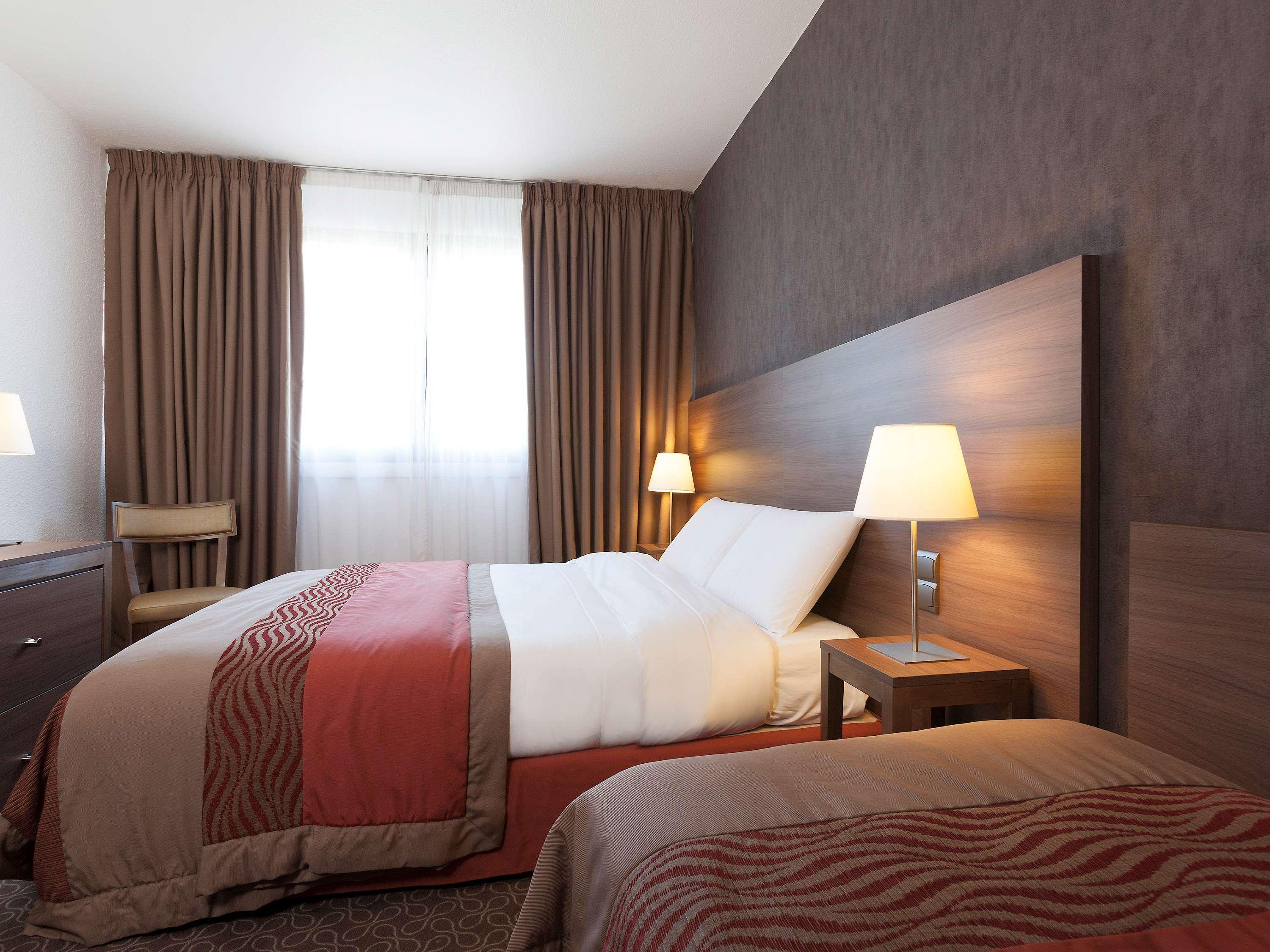 Mercure Versailles Paris Ouest Exteriör bild
