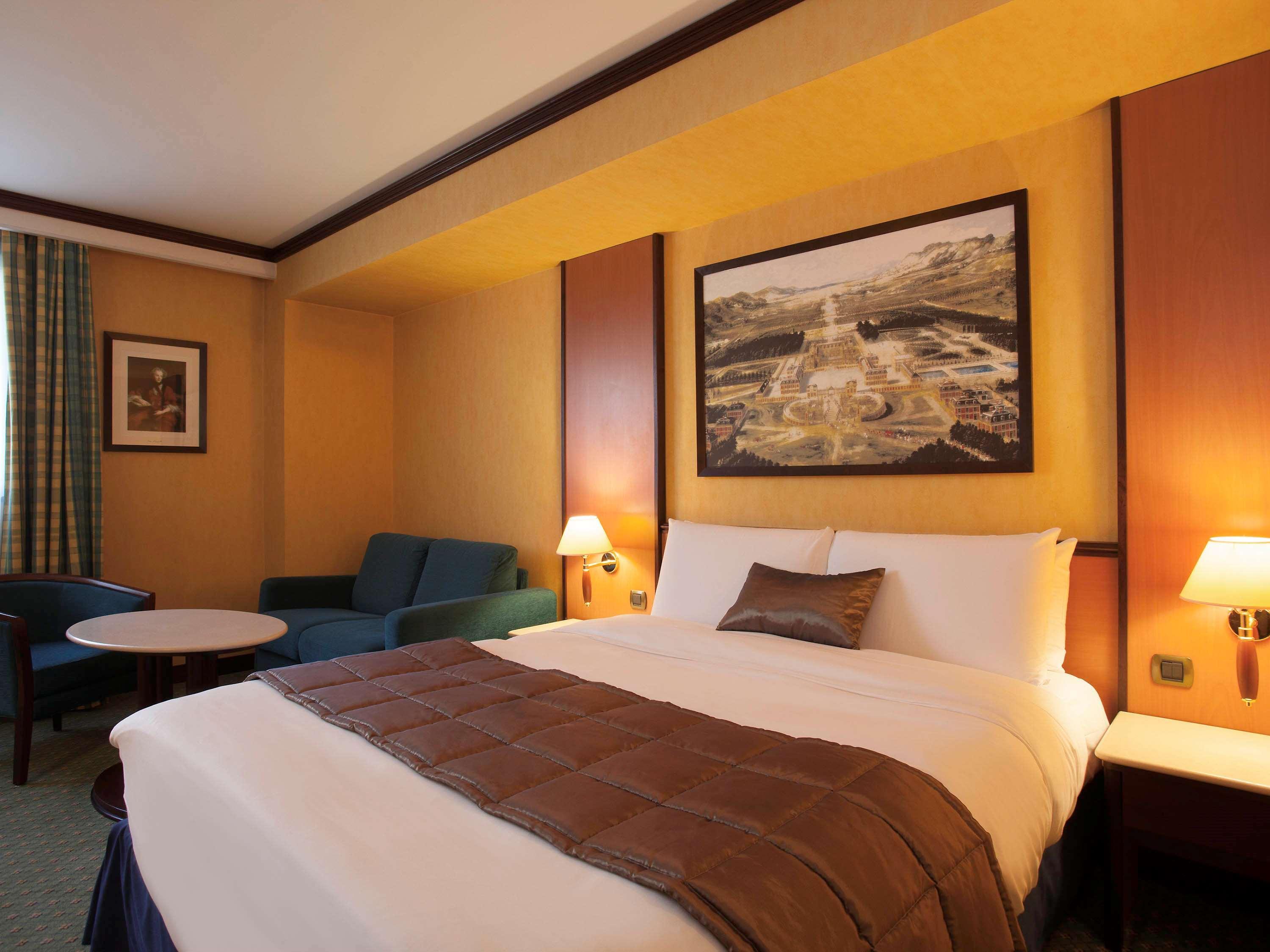 Mercure Versailles Paris Ouest Exteriör bild