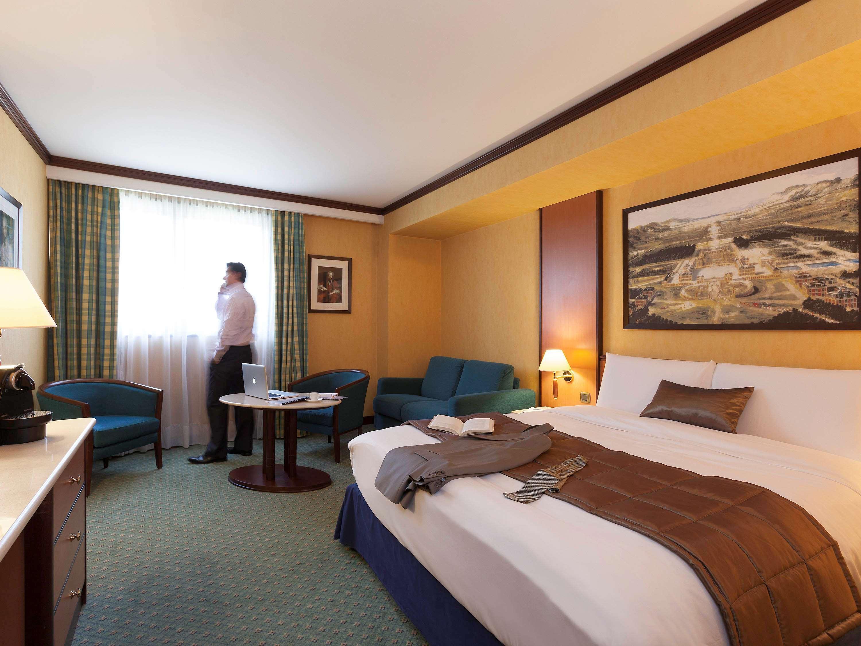 Mercure Versailles Paris Ouest Exteriör bild