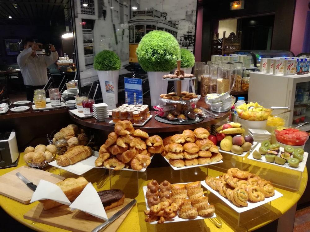 Mercure Versailles Paris Ouest Exteriör bild